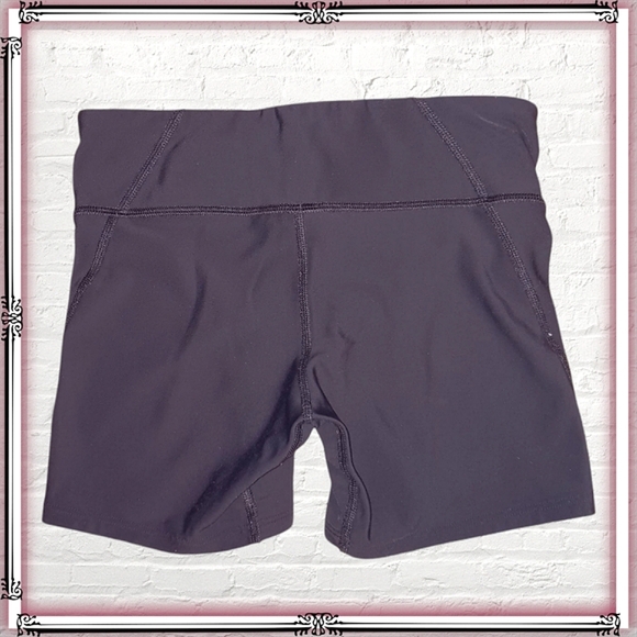 Nike & Under Armour Black Work Out Top & Shorts Size XS - Picture 5 of 6